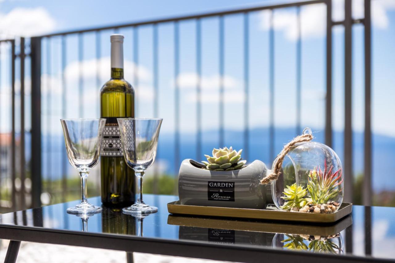 Seaview Apartment „Megan“ With Sunny Terrace Kastav Exterior photo